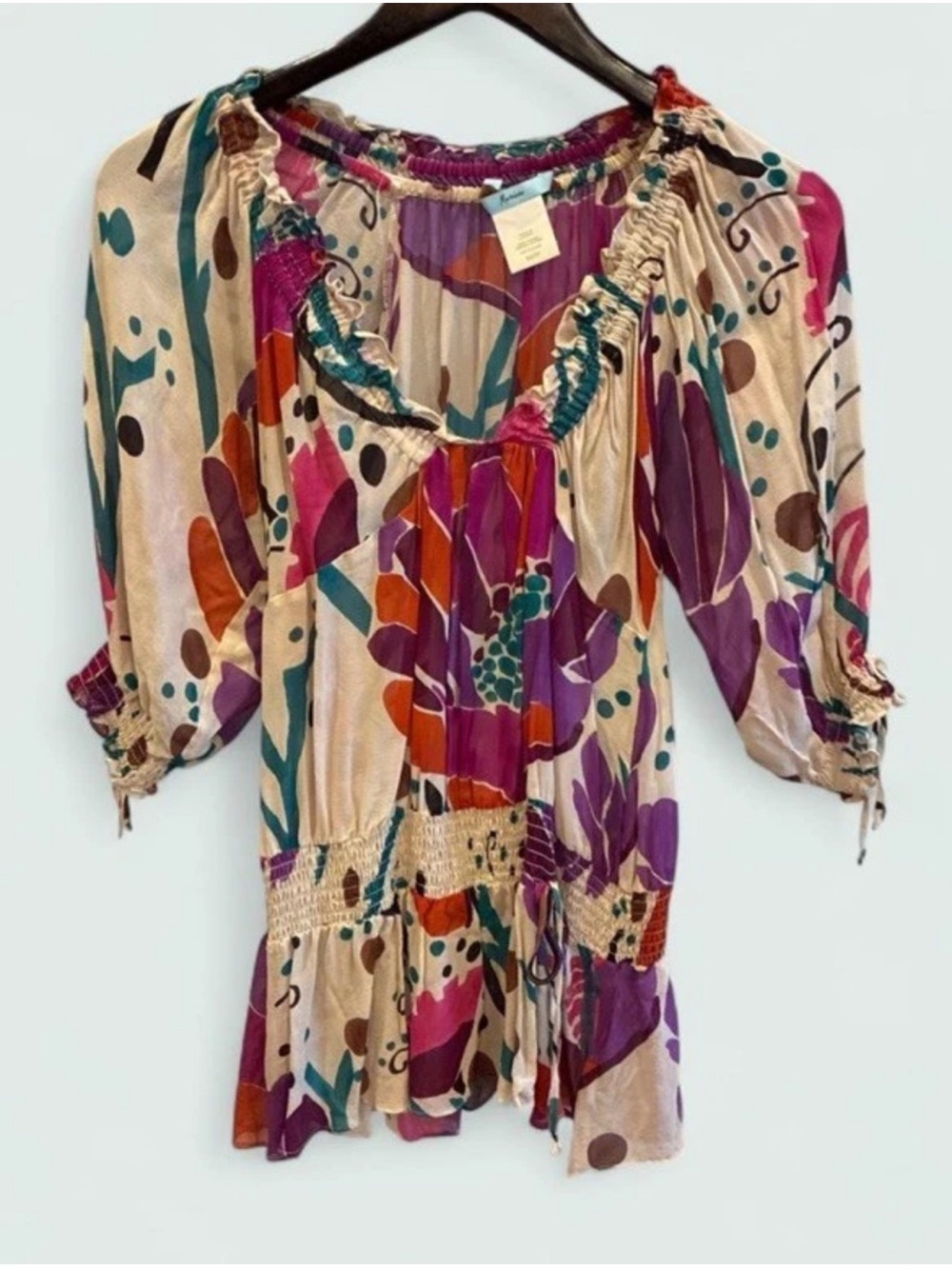 GUESS by Marciano Silk
Abstract Print Deep V-Neck 3/4 Tie Sleeve Tunic Blouse XS